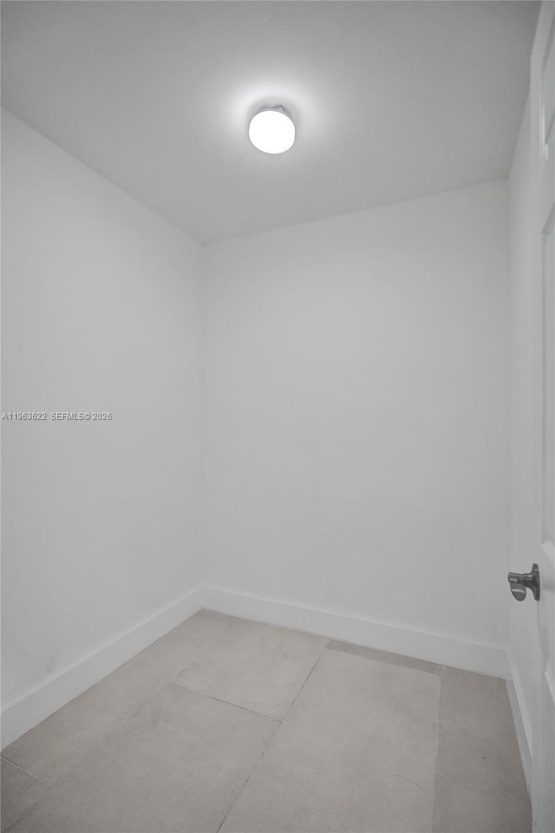 Hollywood Lawns - Residential