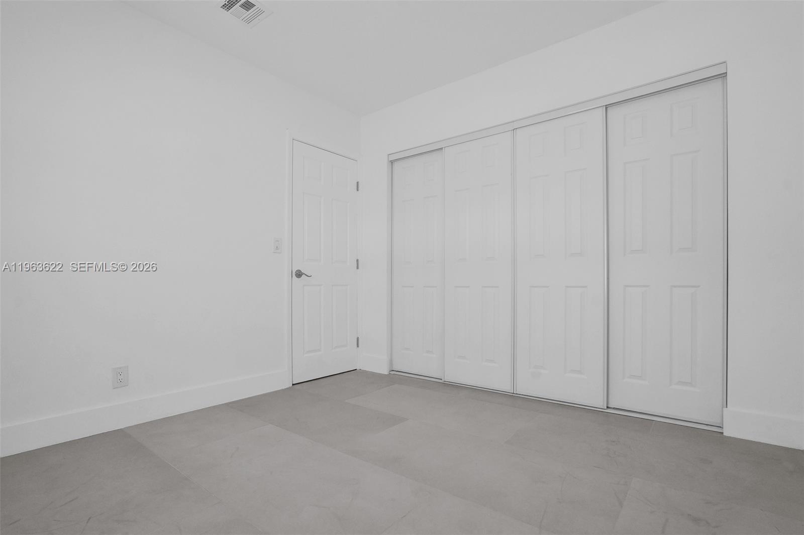 Hollywood Lawns - Residential