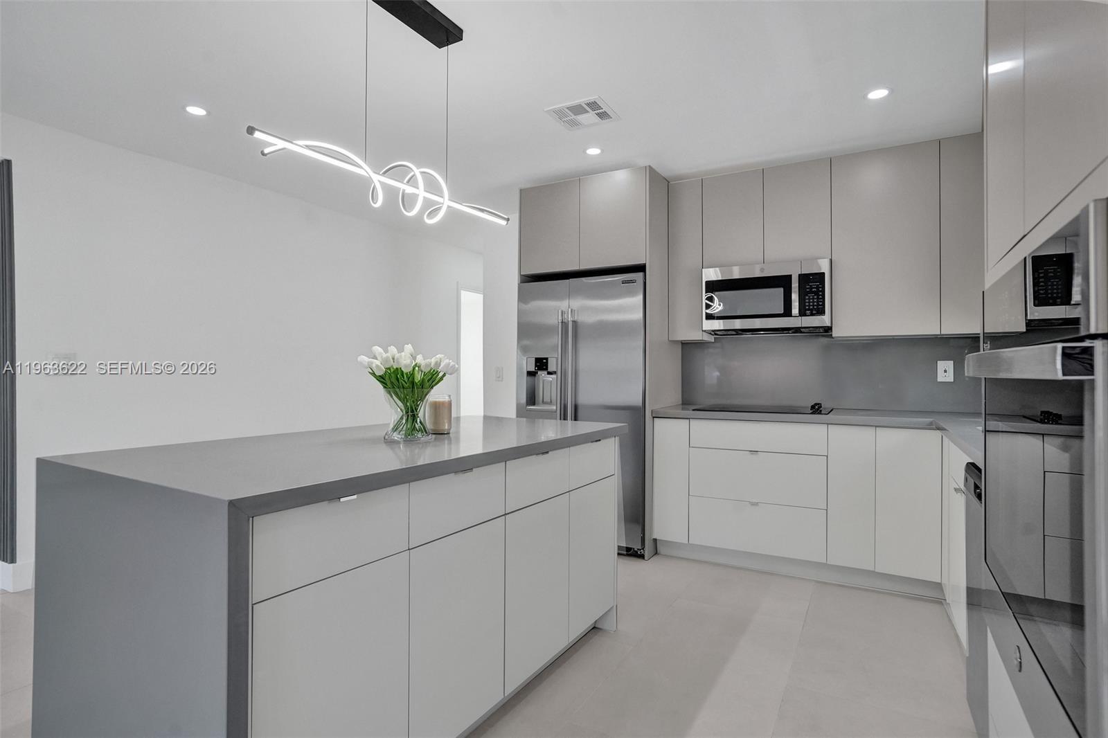 Hollywood Lawns - Residential