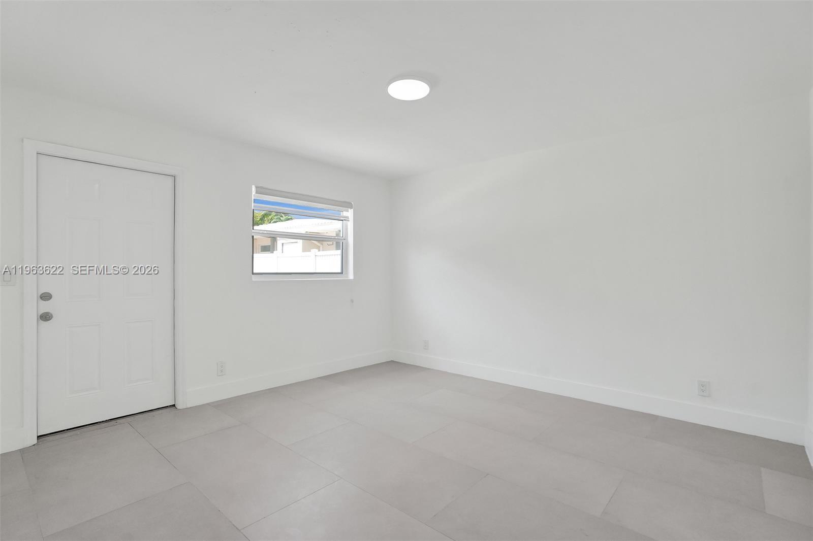 Hollywood Lawns - Residential