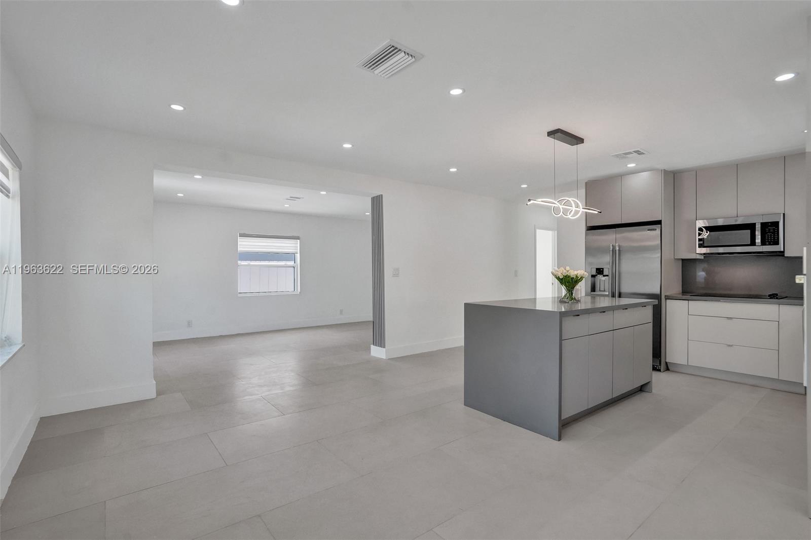 Hollywood Lawns - Residential