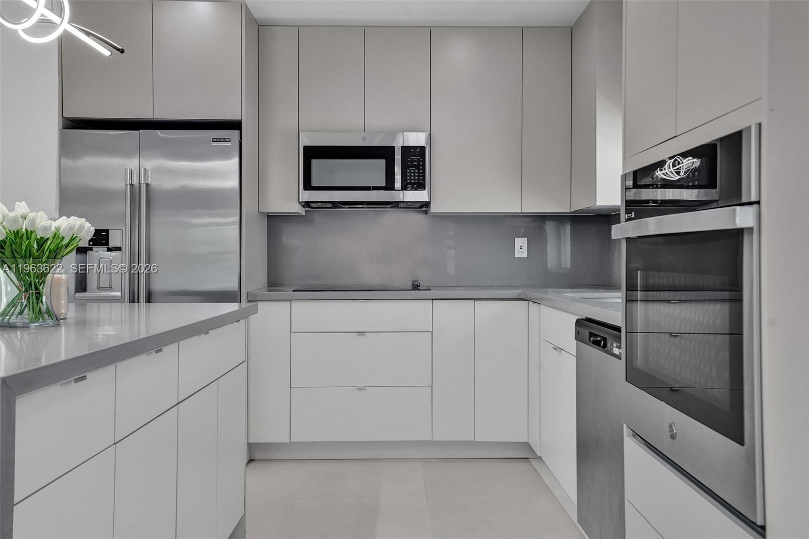 Hollywood Lawns - Residential