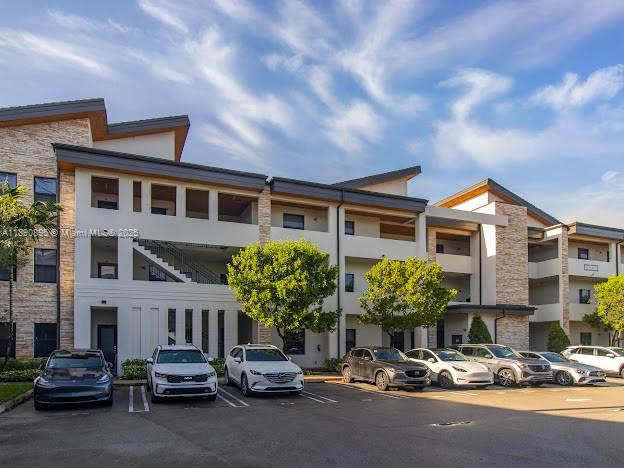 APEX AT PARK CENTRAL COND - Residential