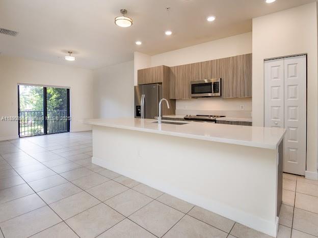 APEX AT PARK CENTRAL COND - Residential