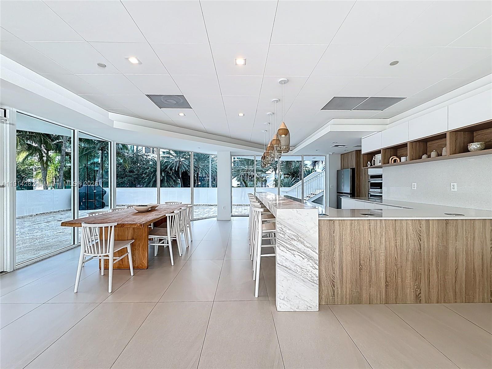 THE GRANDVIEW CONDO - Residential Lease