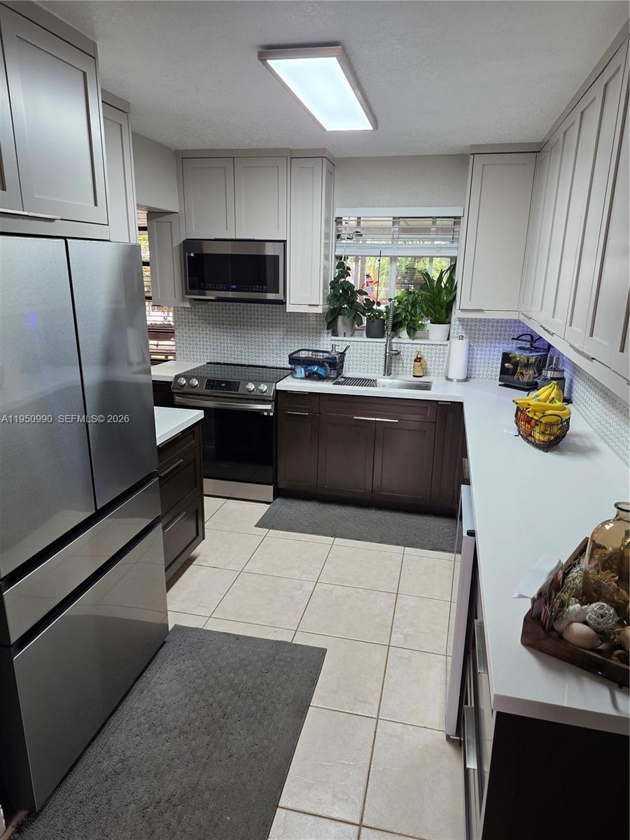 WESTHAVEN HGTS 3RD ADDN - Residential