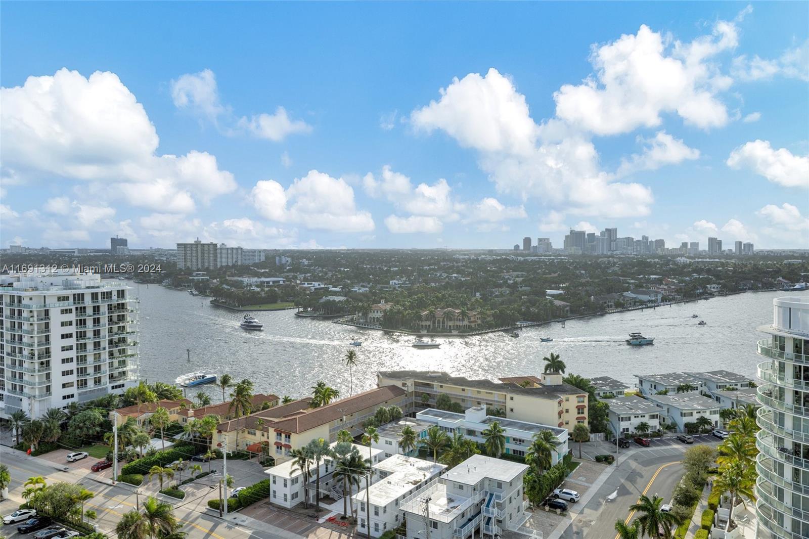 FORT LAUDERDALE RESIDENCE - Residential