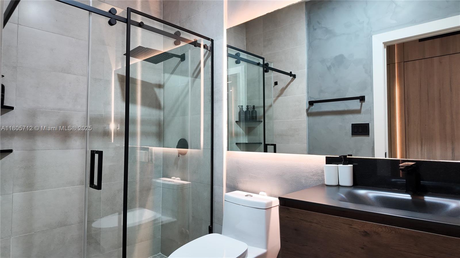 DORAL PALMS NORTH - Residential