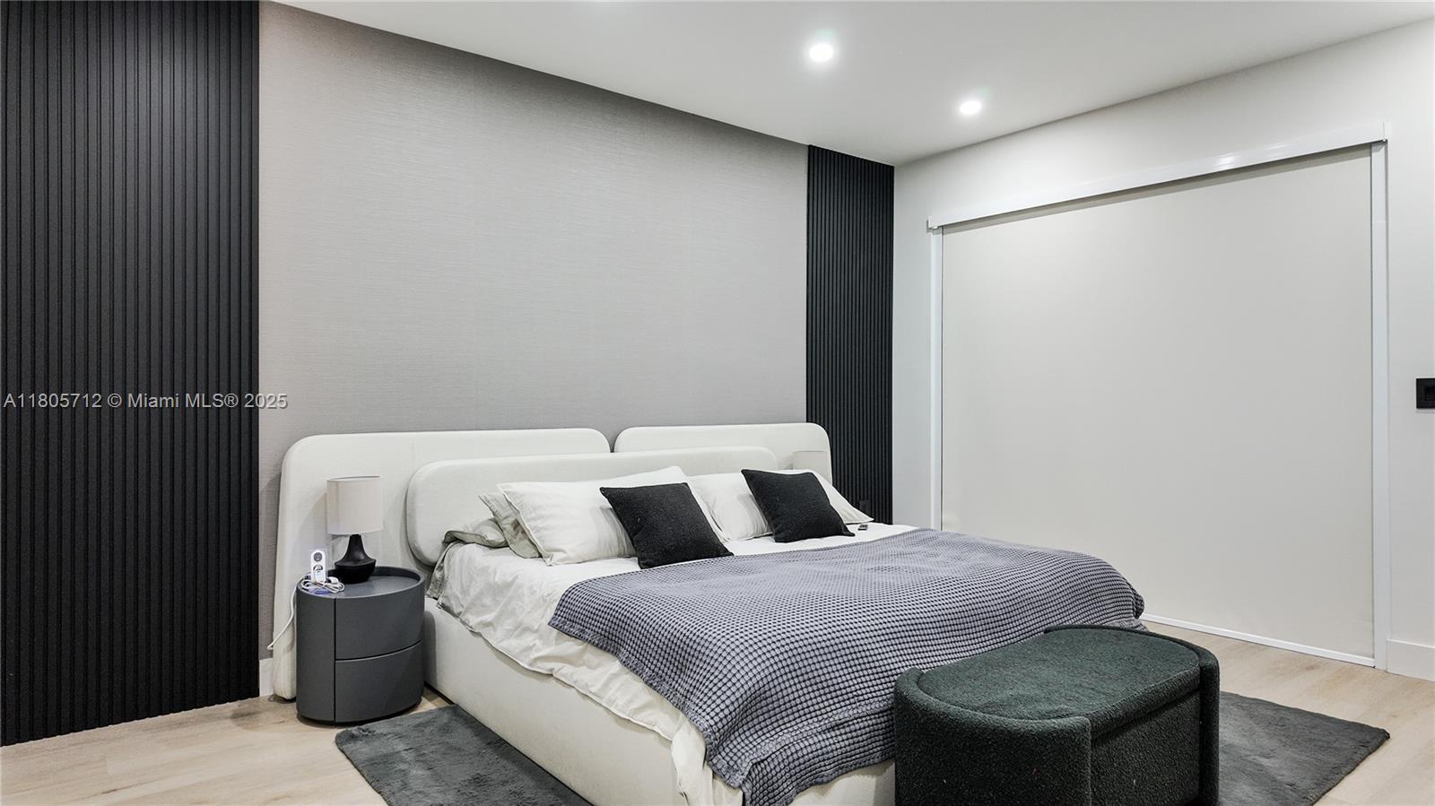 DORAL PALMS NORTH - Residential