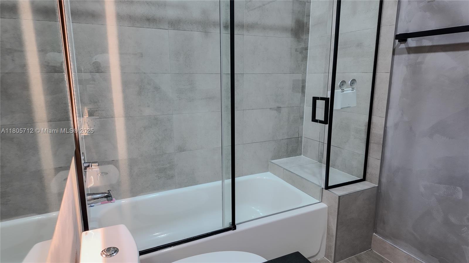 DORAL PALMS NORTH - Residential