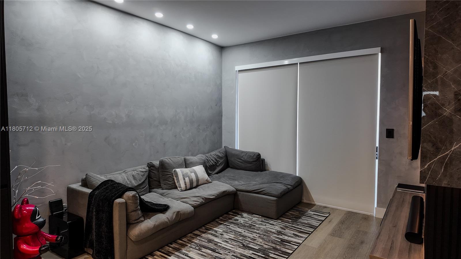 DORAL PALMS NORTH - Residential