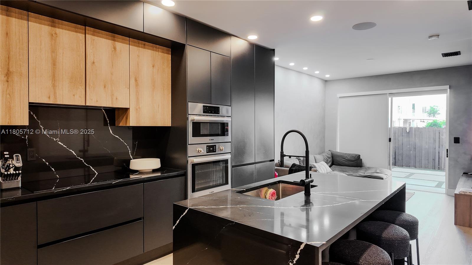 DORAL PALMS NORTH - Residential