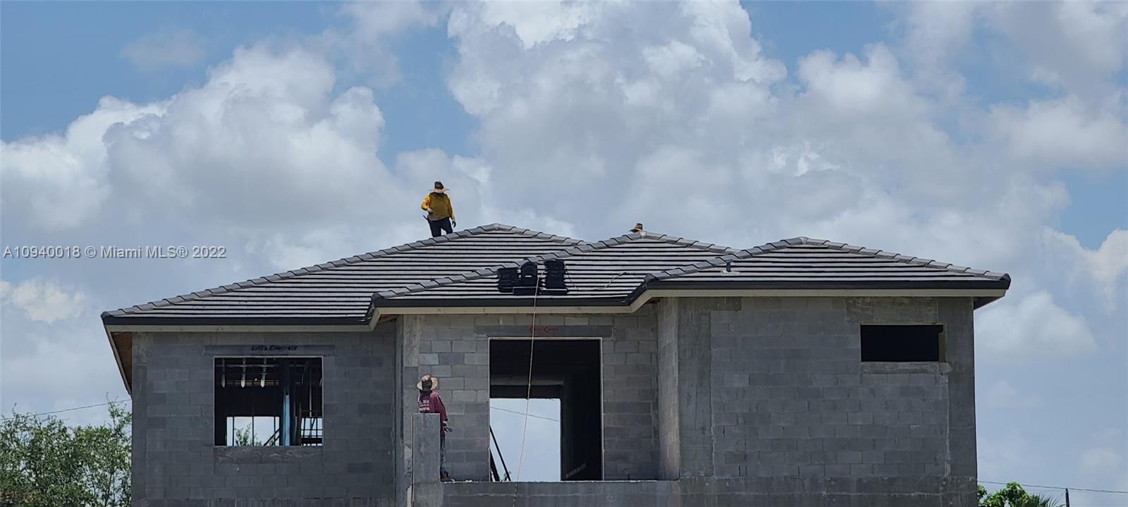 Photo 10 of 10 of 4201 SW 84 CT house