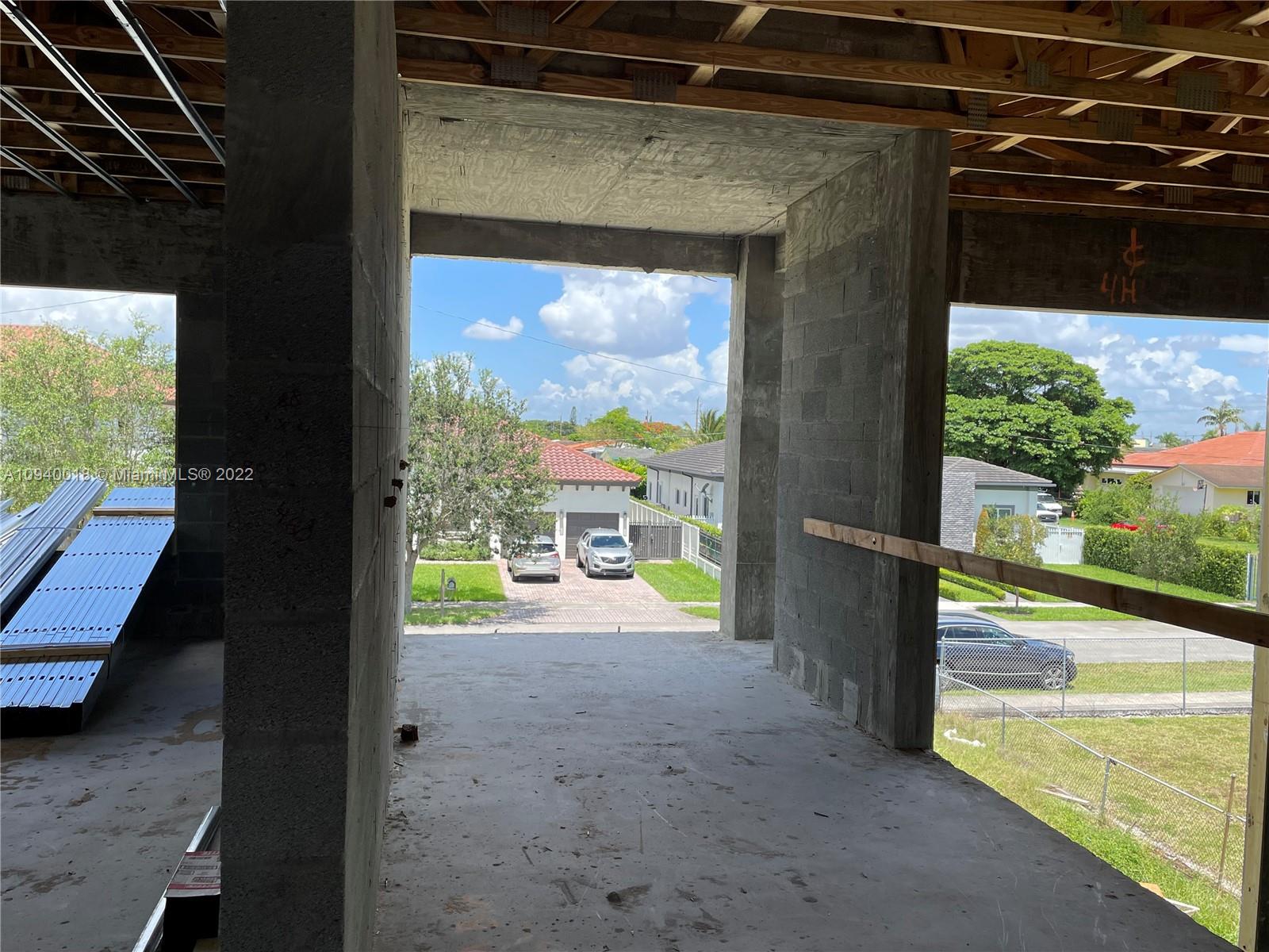 Photo 9 of 10 of 4201 SW 84 CT house