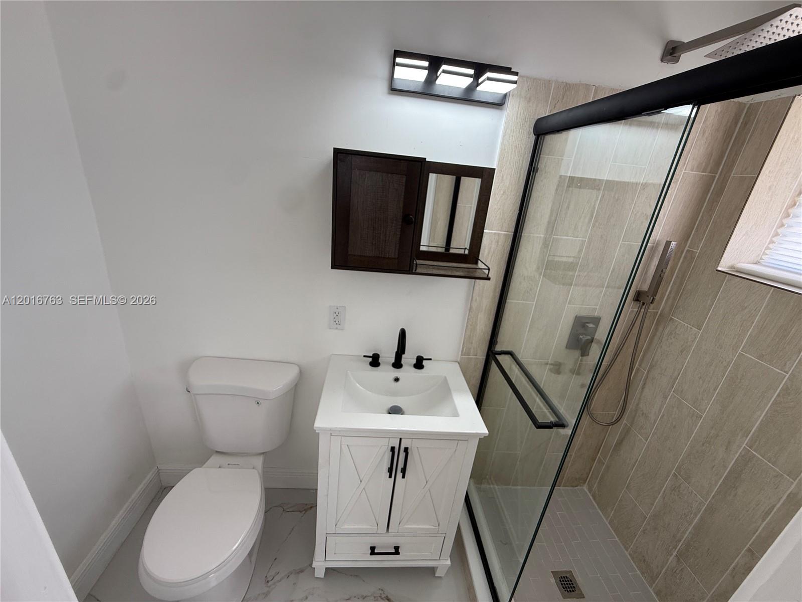 LAUDERDALE VILLAS - Residential Lease