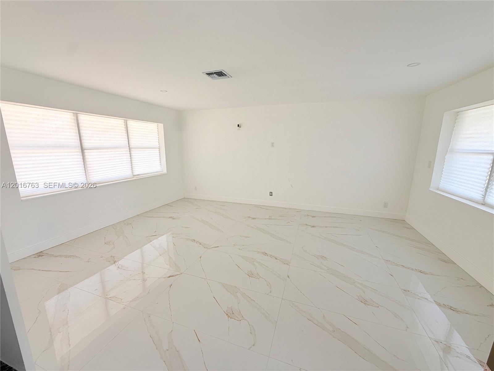LAUDERDALE VILLAS - Residential Lease