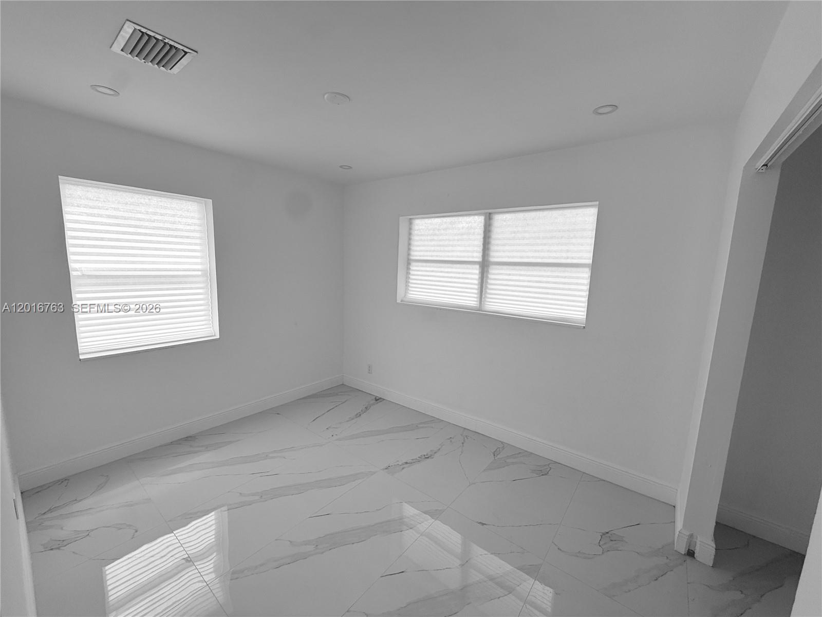 LAUDERDALE VILLAS - Residential Lease