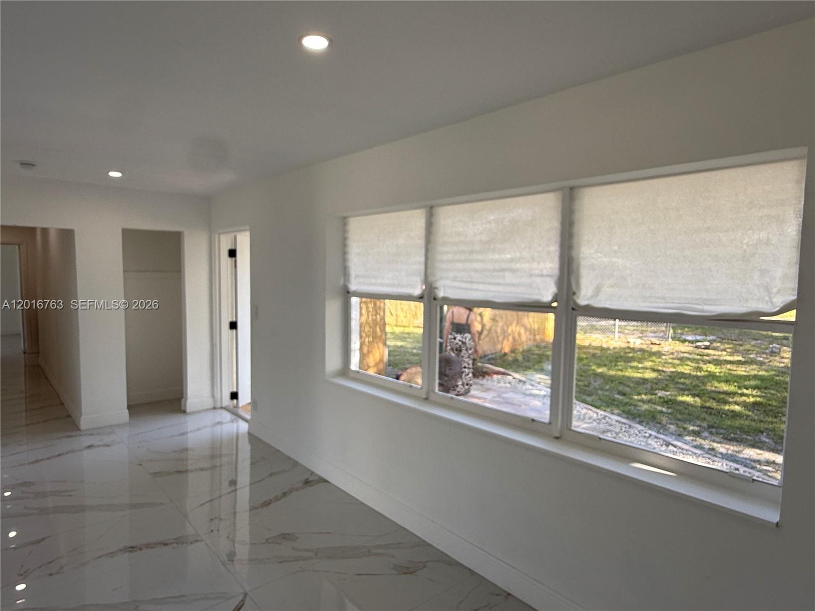 LAUDERDALE VILLAS - Residential Lease