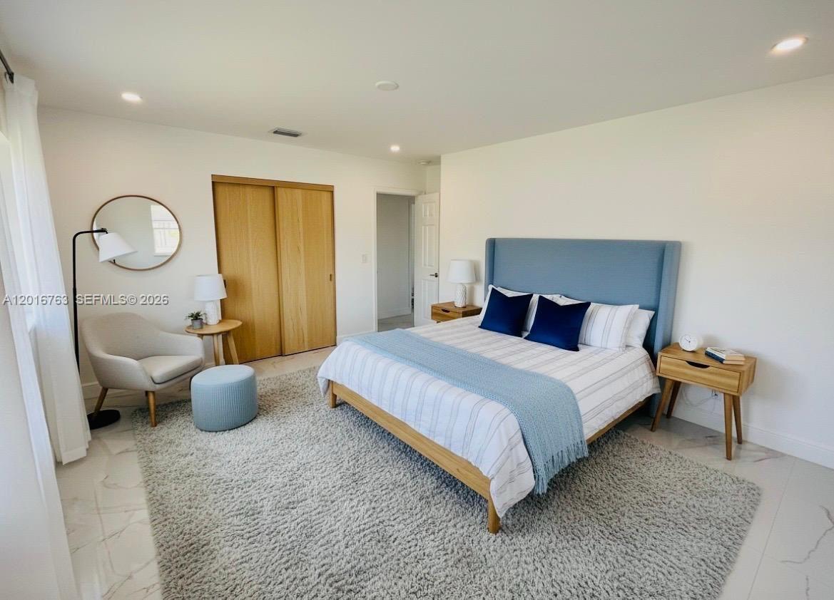 LAUDERDALE VILLAS - Residential Lease