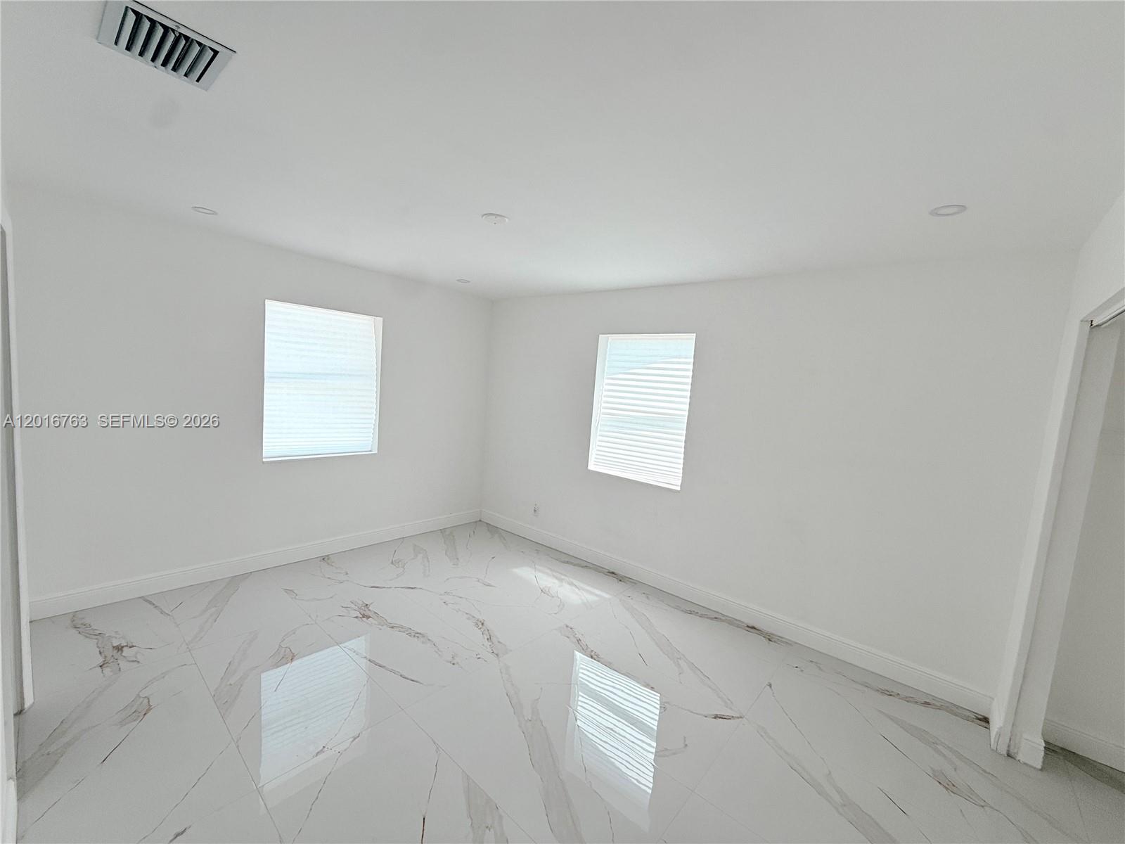 LAUDERDALE VILLAS - Residential Lease