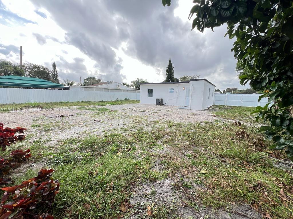 BUNCHE PARK - Residential