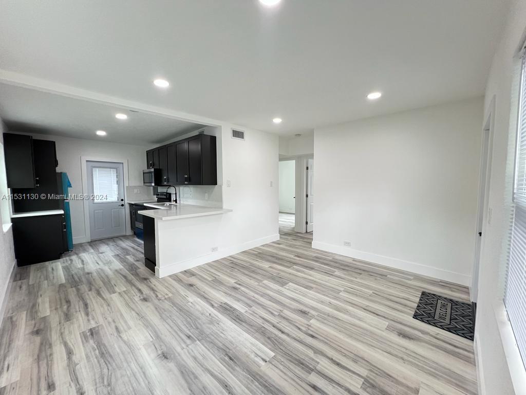 BUNCHE PARK - Residential