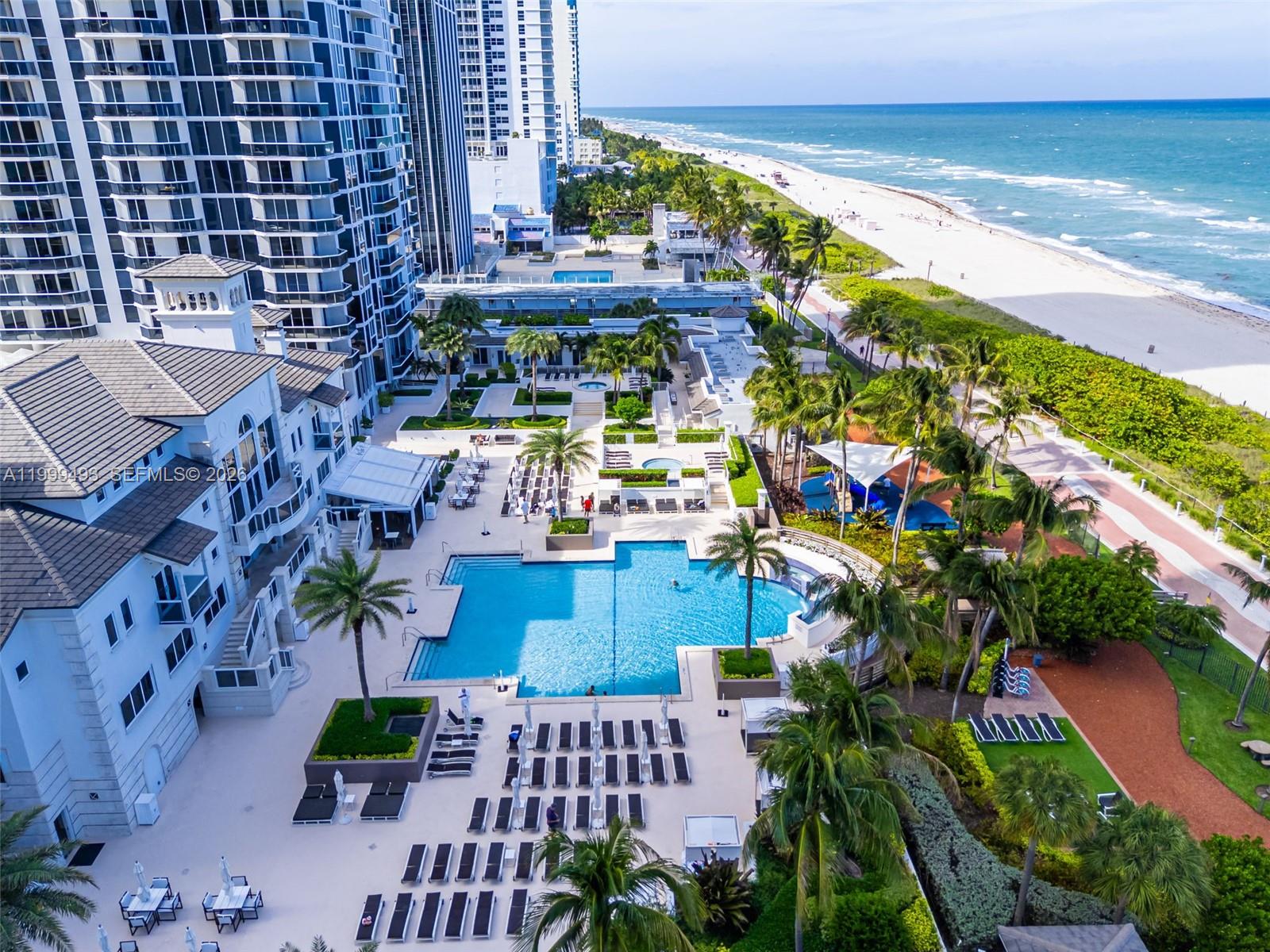 GREEN DIAMOND CONDO - Residential