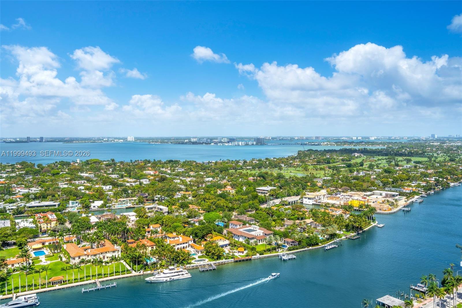 GREEN DIAMOND CONDO - Residential