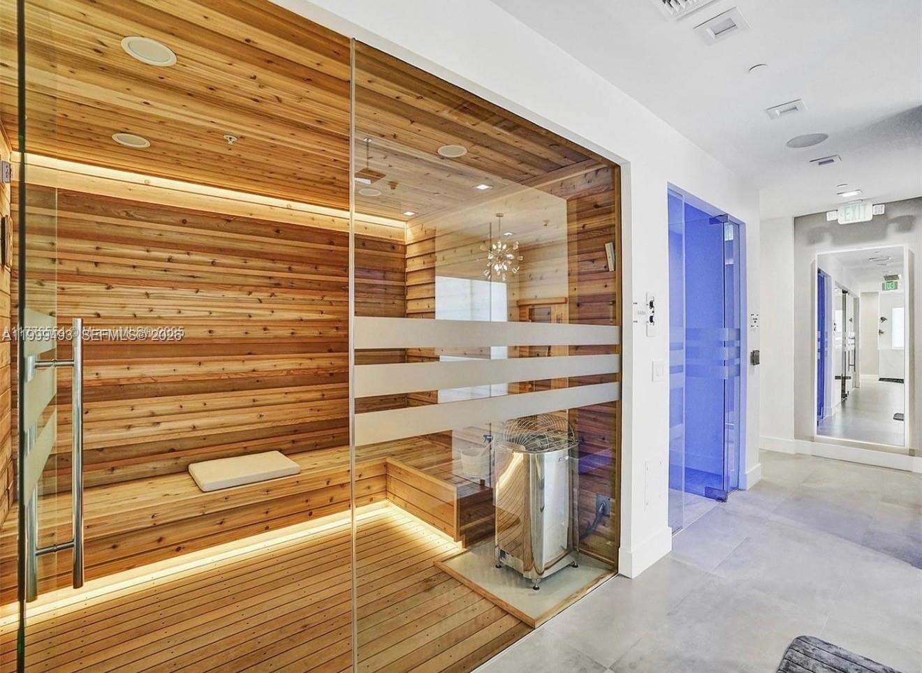 GREEN DIAMOND CONDO - Residential