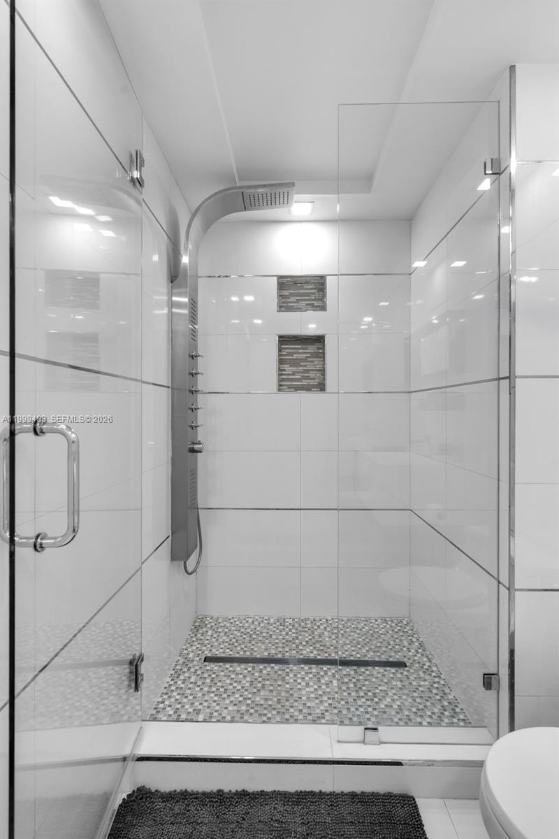 GREEN DIAMOND CONDO - Residential