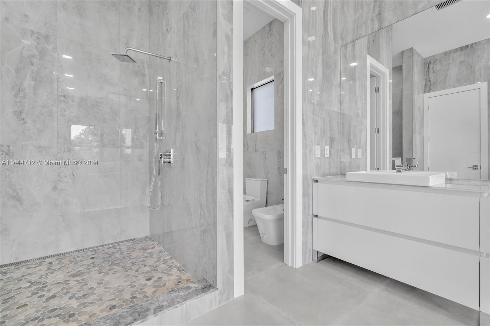 ALAMEDA - Residential