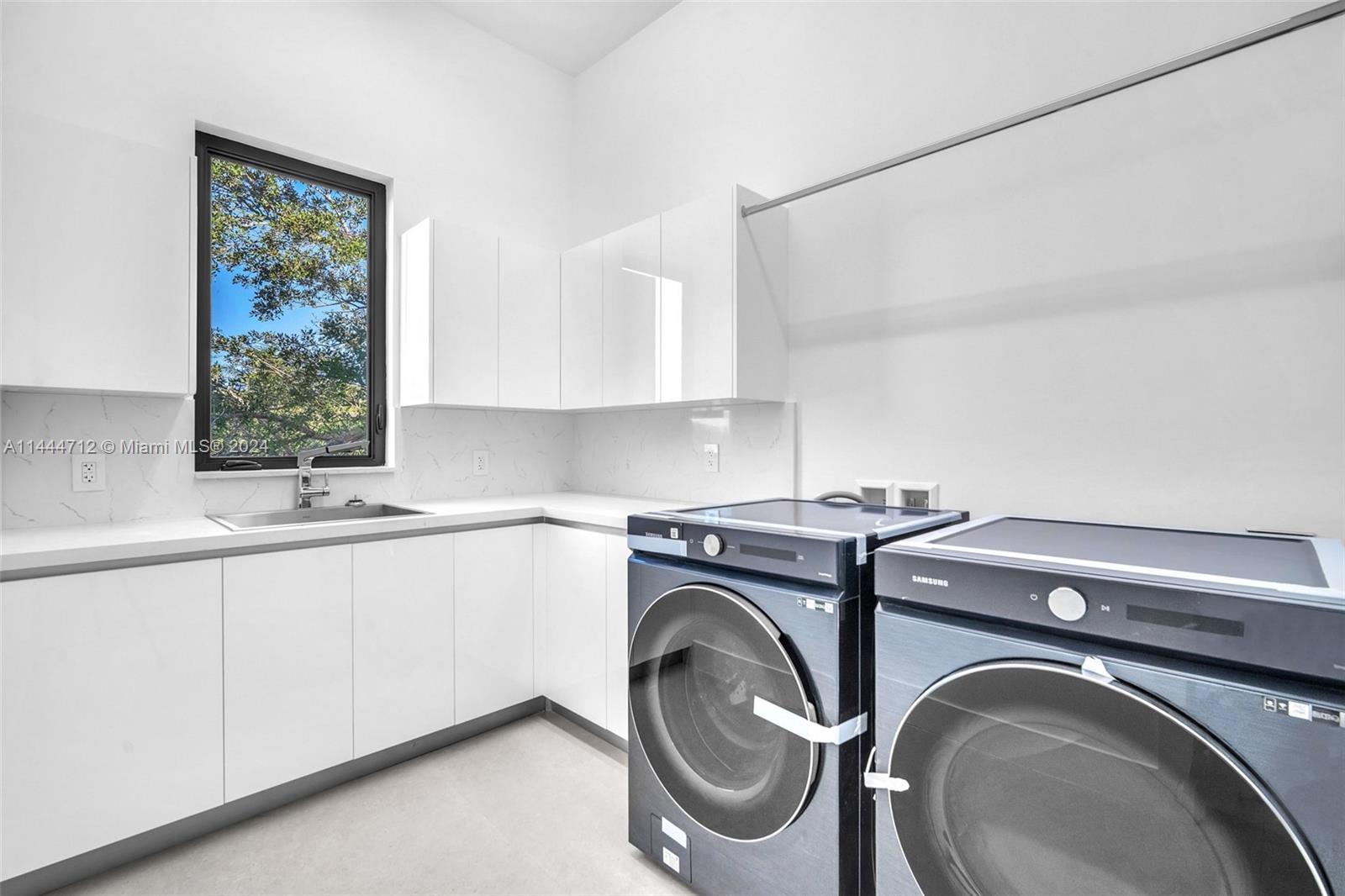 ALAMEDA - Residential