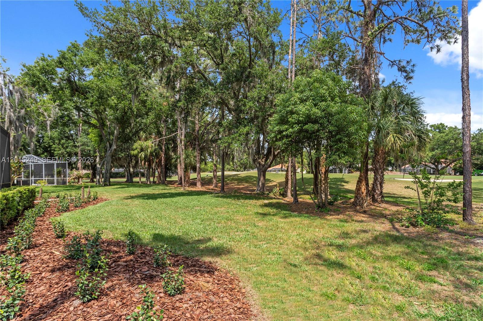 RIVER HILLS COUNTRY CLUB - Residential