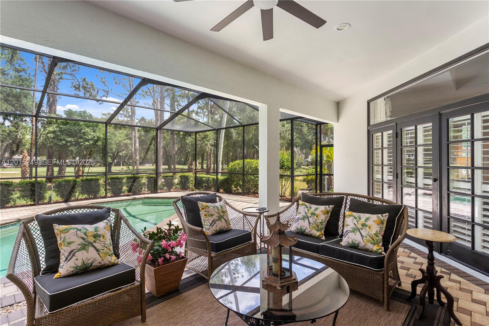 RIVER HILLS COUNTRY CLUB - Residential