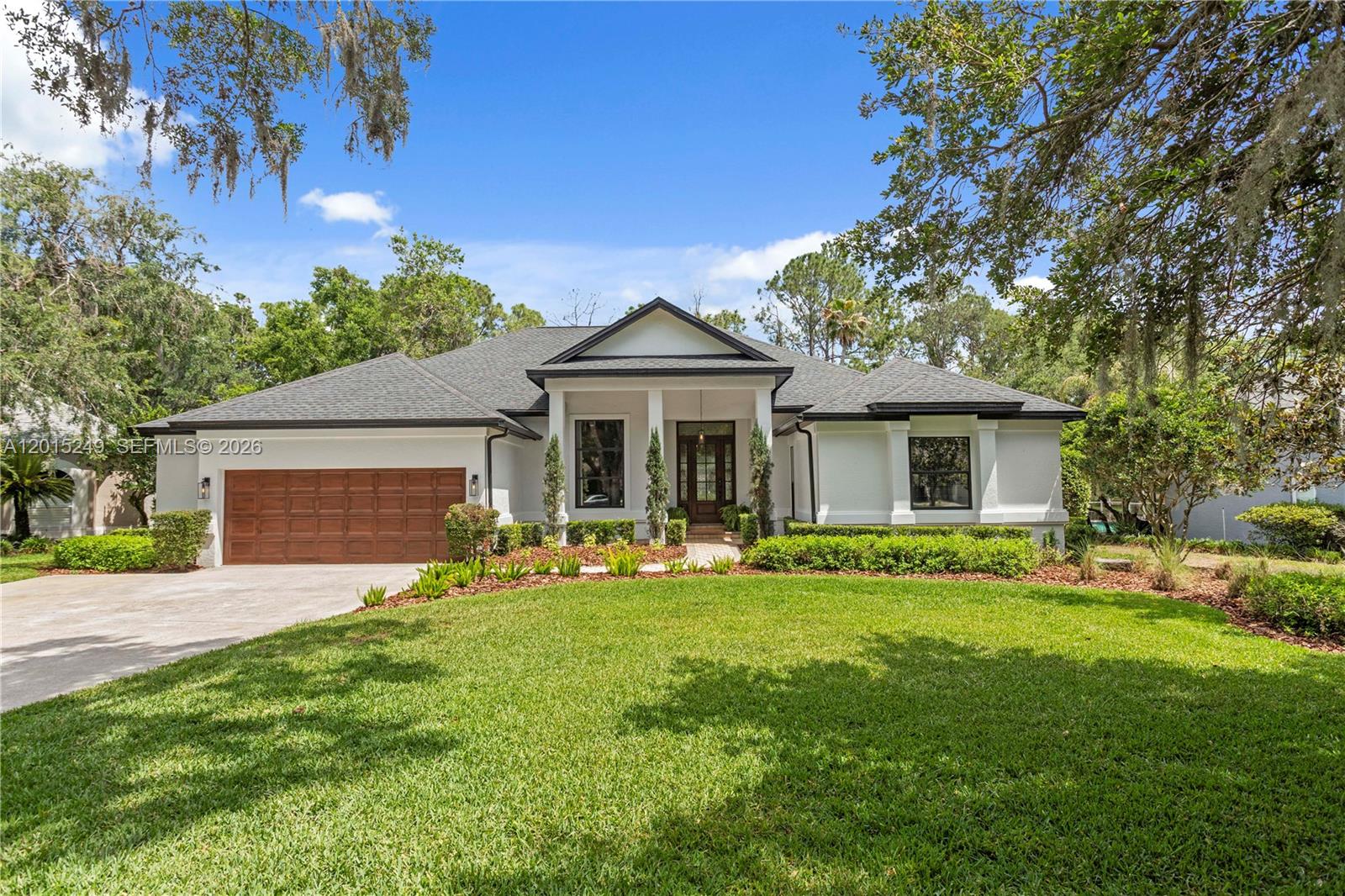 RIVER HILLS COUNTRY CLUB - Residential