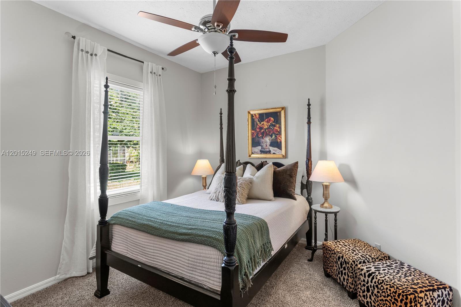 RIVER HILLS COUNTRY CLUB - Residential