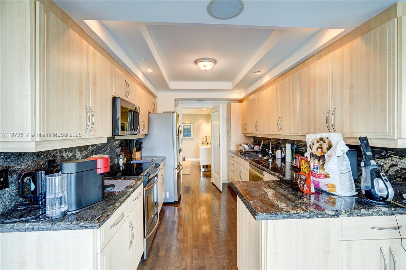 2000 ISL BLVD WILLIAMS IS - Residential