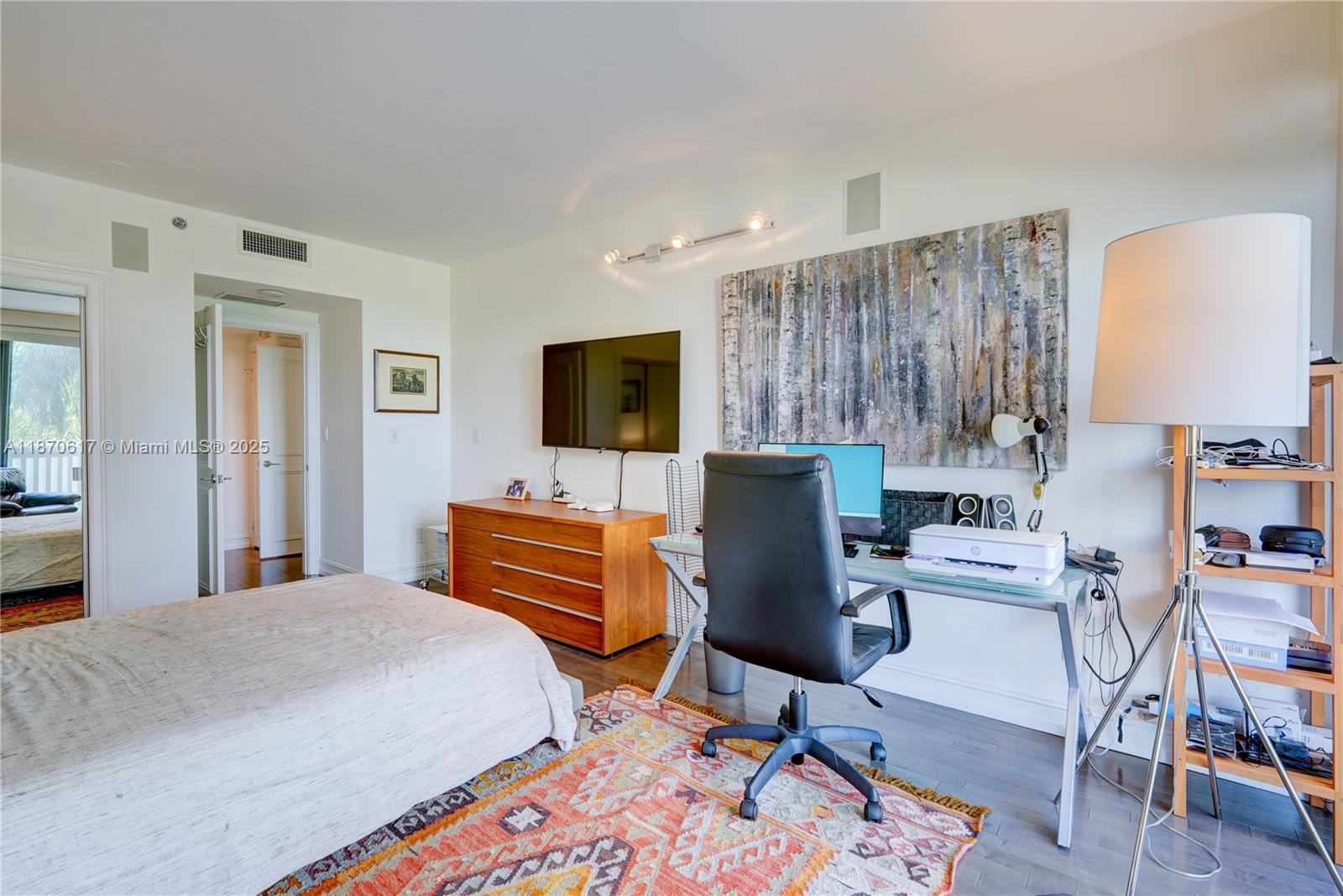 2000 ISL BLVD WILLIAMS IS - Residential