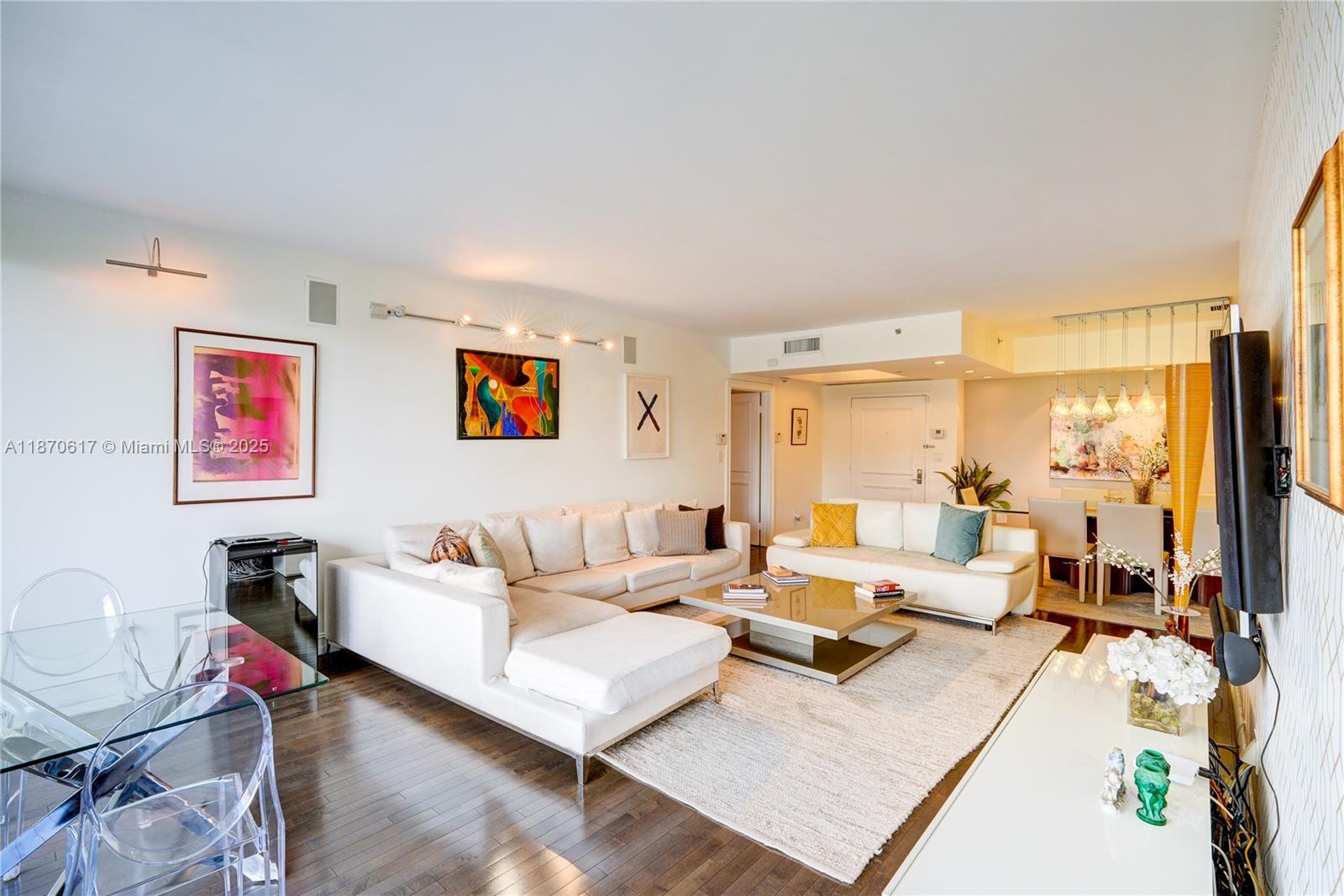 2000 ISL BLVD WILLIAMS IS - Residential