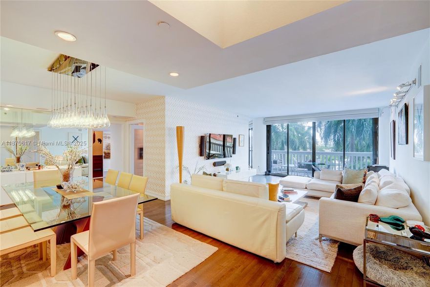 BEAUTIFULLY RENOVATED UNIT IN LUXURIOUS 2000 BUILDING AT WILLIAMS ISLAND.  LARGE 2 BEDROOM, 2 BATH UNIT FEATURING LARGE LIVING ROOM/DINING ROOM, VIEWS OVERLOOKING THE POOL AND MARINA, WOOD FLOORS THROUGHOUT, LARGE WALK IN CLOSETS, GRANITE COUNTERS IN KITCHEN, WASHER/DRYER IN UNIT. BUILDING FEATURES PRIVATE GYM, MOVIE THEATER, SOCIAL ROOMS, GAME ROOM, DAILY COFFEE SERVICE. LIVE IN PRESTIGIOUS WILLIAMS ISLAND WITH FULL AMENITIES:  15 TENNIS COURTS, 4 PICKLE BALL COURTS, 3 RESTAURANTS, STATE OF THE ART SPA, MARINA, WALK/JOG PATH, KIDS PLAYGROUND, COURTESY BUS, WALK TO HOUSES OF WORSHIP AND SO MUCH MORE....