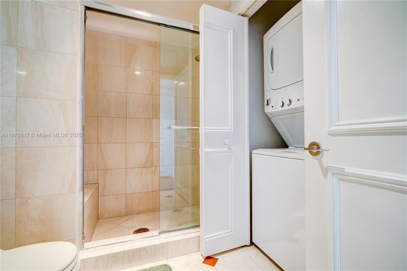 2000 ISL BLVD WILLIAMS IS - Residential