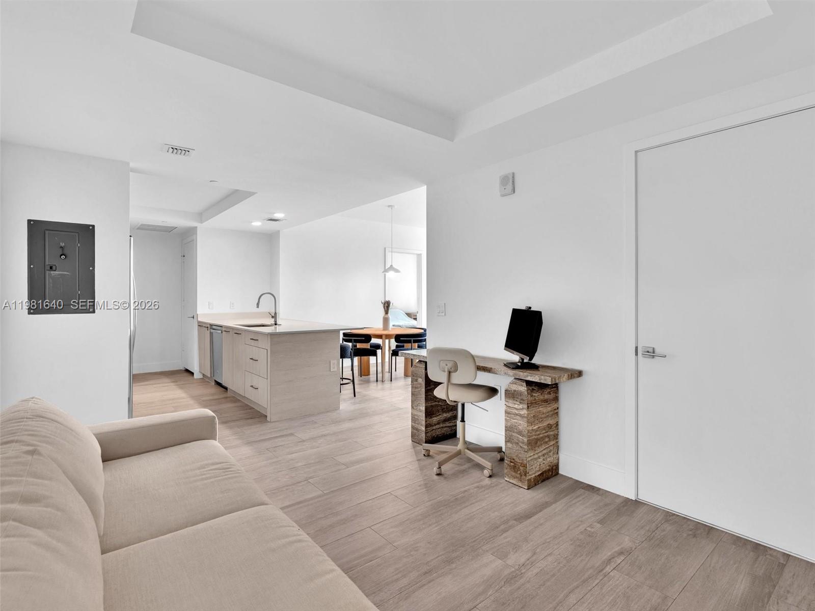 3401 MIDTOWN CONDO - Residential