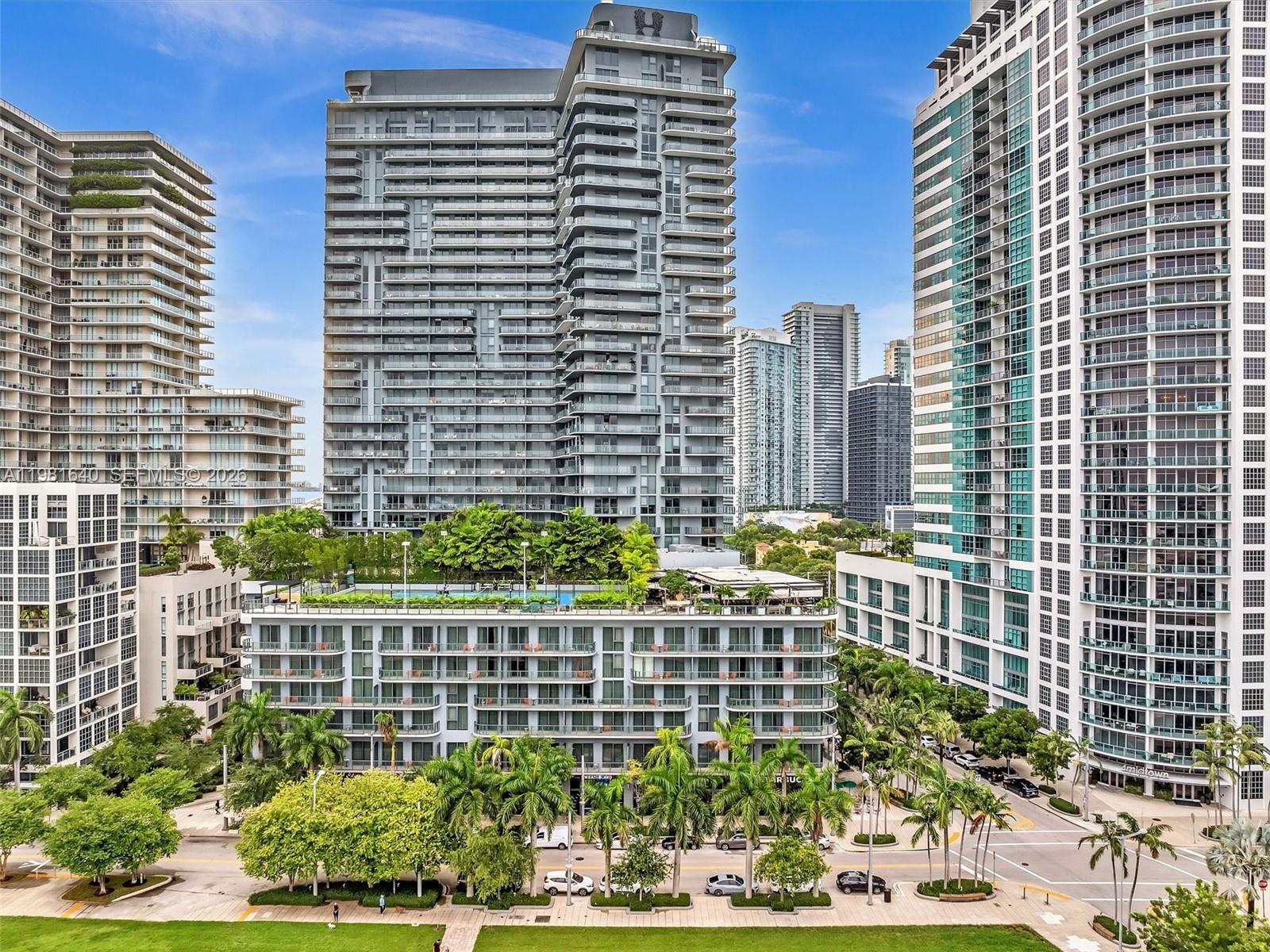 3401 MIDTOWN CONDO - Residential