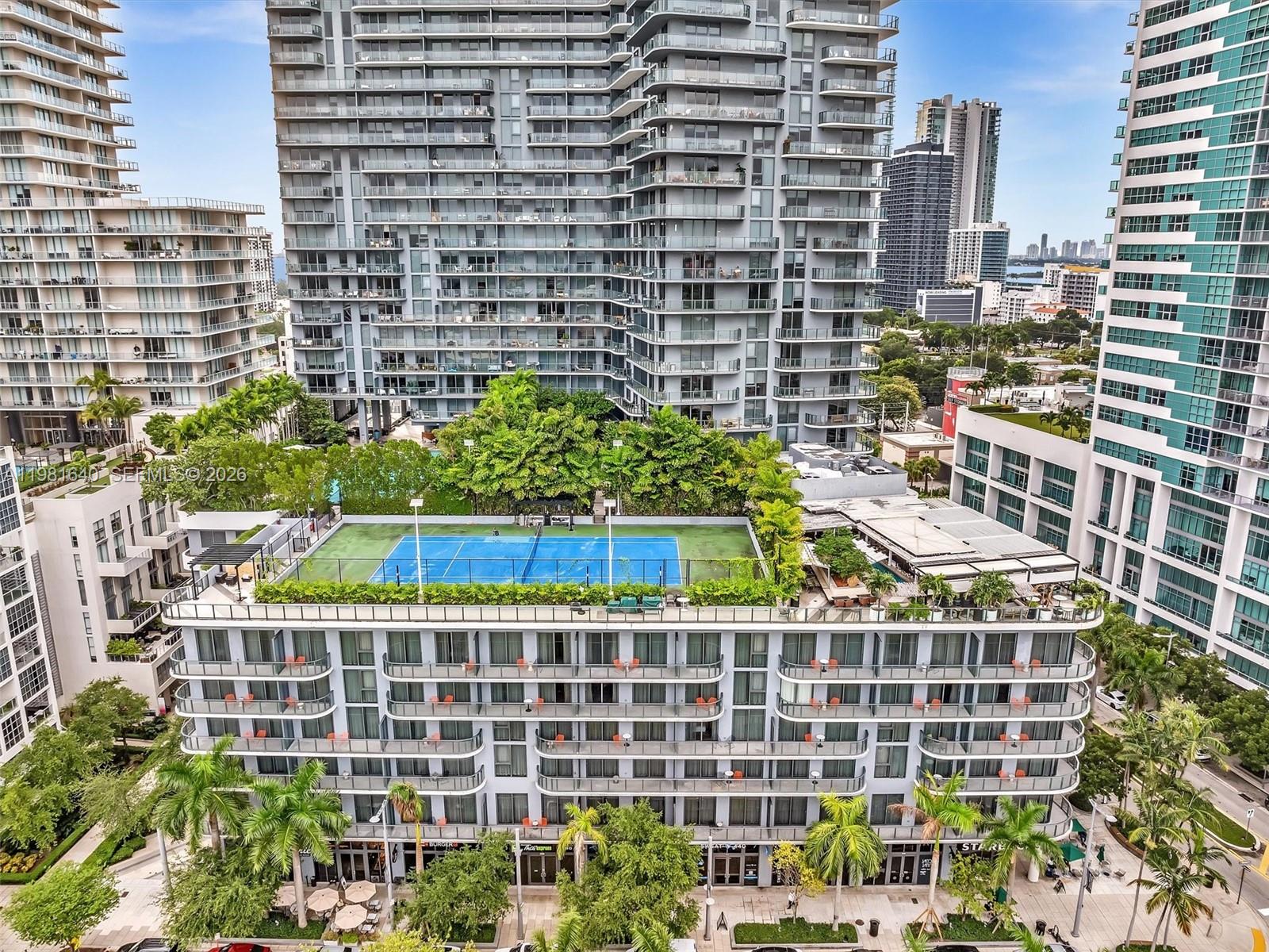 3401 MIDTOWN CONDO - Residential