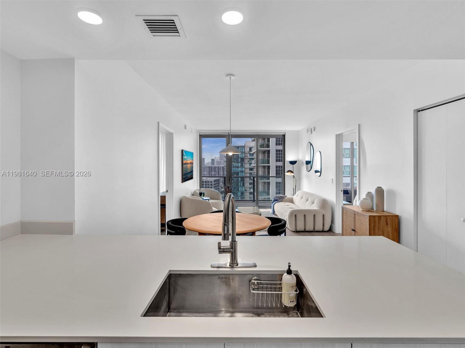 3401 MIDTOWN CONDO - Residential