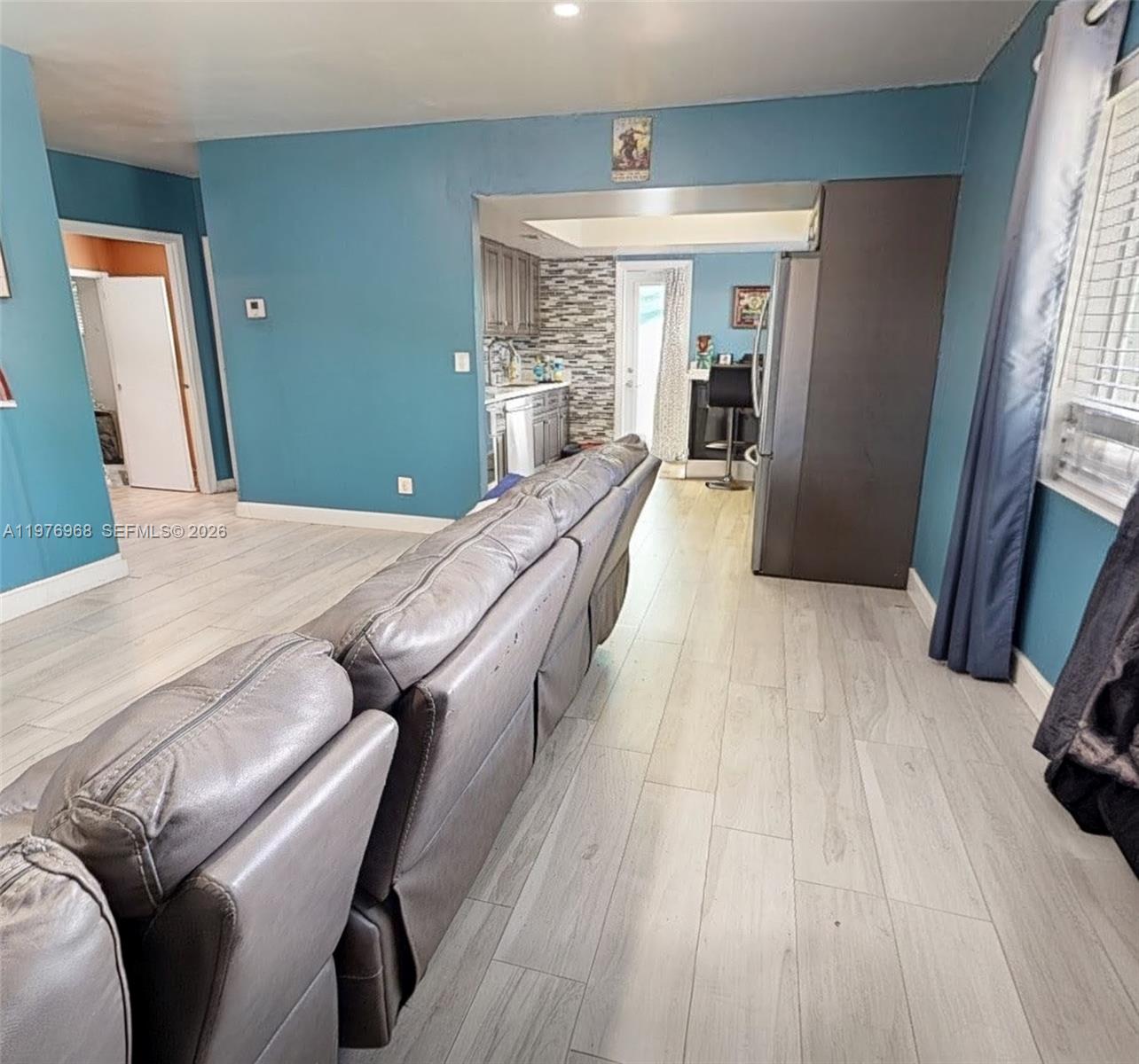 HOLLYWOOD PARK - Residential Income