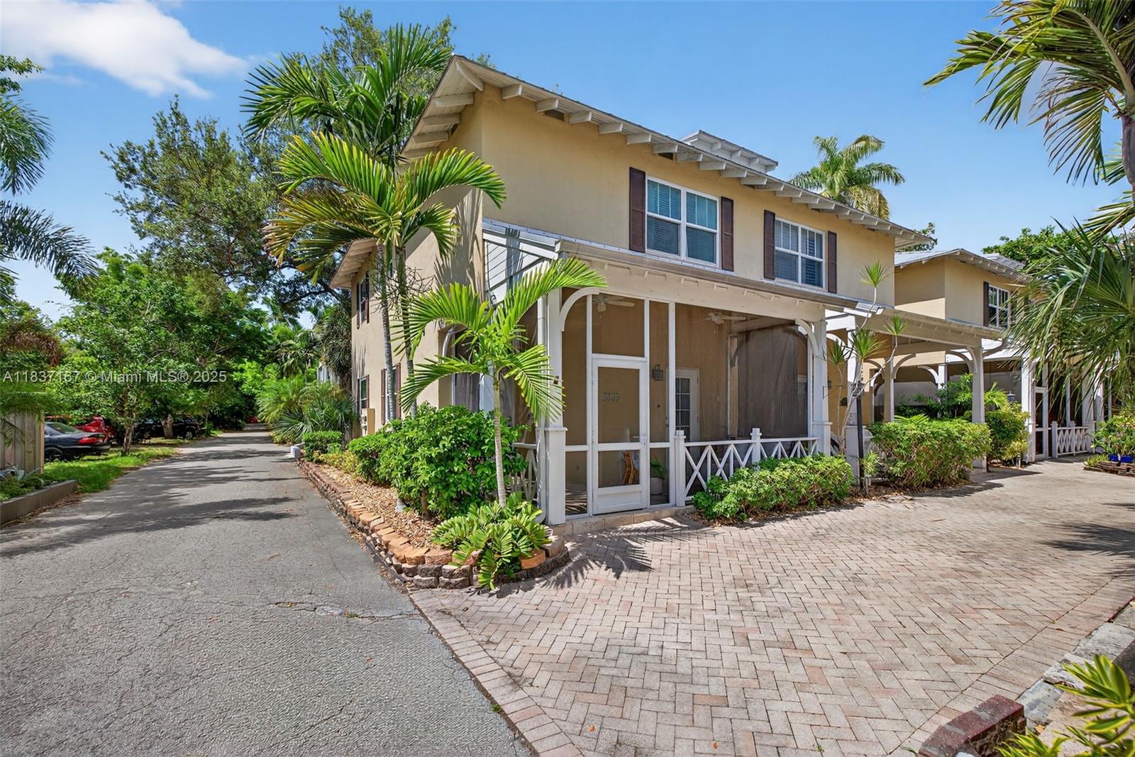 1214 W Las Olas Blvd