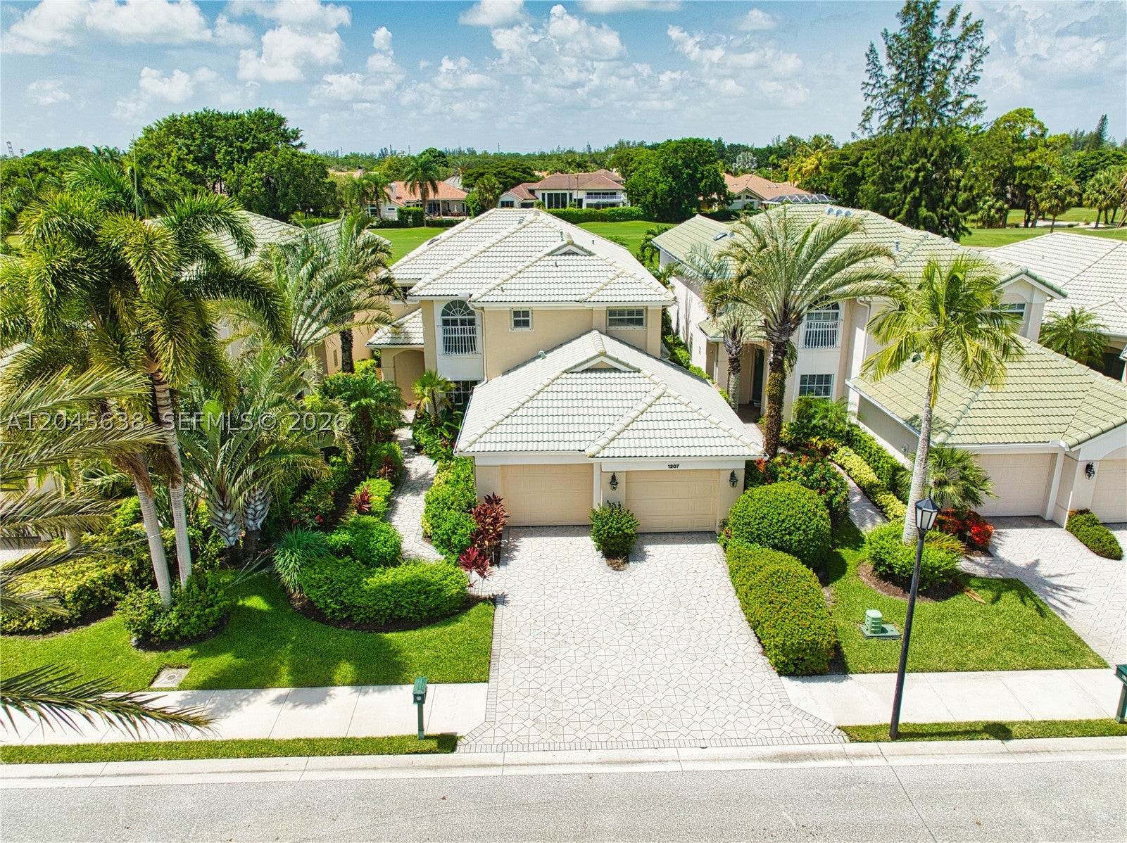 1207 General Pointe Trce