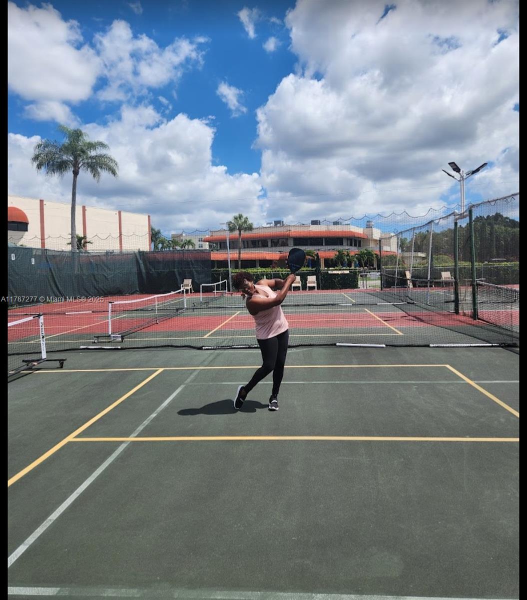 Hollybrook golf and Tennis - Residential