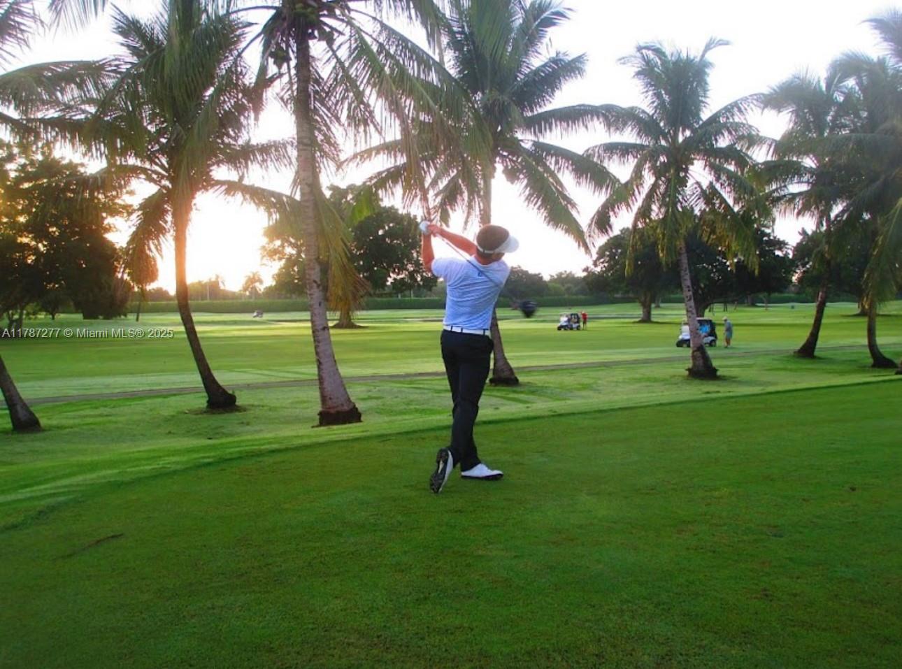 Hollybrook golf and Tennis - Residential